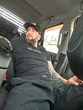 Beardedtattood's Live XXX Chat