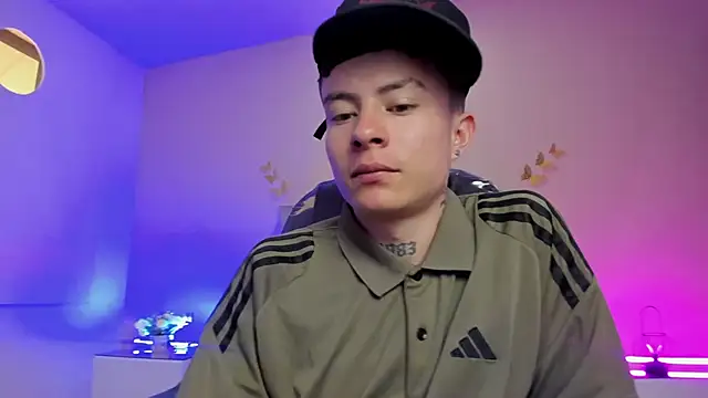 Nascary_Fox Adlı Modelin Canlı XXX Sohbeti