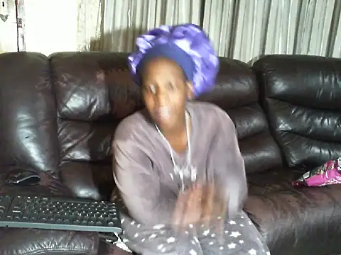 Sky-Diamond's Webcam Show