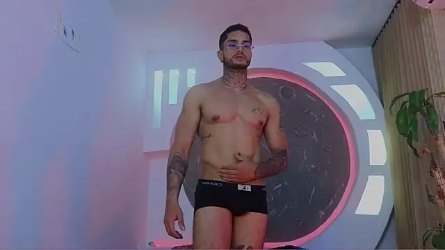 Alanrodgers Live XXX-Chat