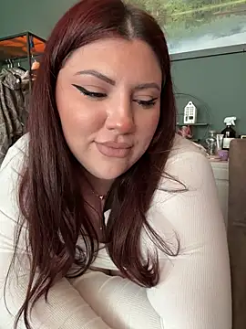 Chat XXX en directo de CurvyKimmy1