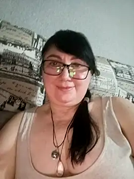 Show modela MariSwan222 na web-kameri