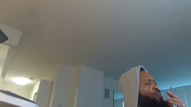 Show modela theblacklordmaster na web-kameri