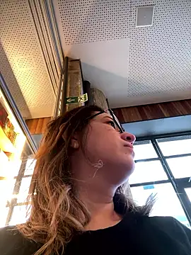 amooraaamoon's Live XXX Chat