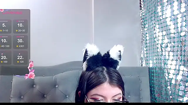 Ginebra_Sensual's Live XXX Chat