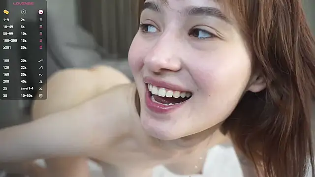 Chee_cha's Live XXX Chat