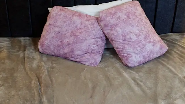 IvonneRoss_のライブXXXチャット