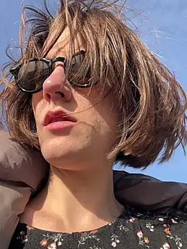 Kamorana Live XXX-Chat