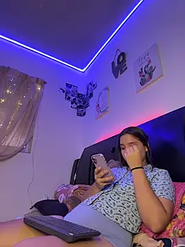 I_am_Zoe_Hot élő XXX-chatje