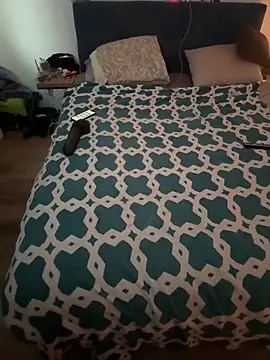 Jaropol 现场XXX聊天