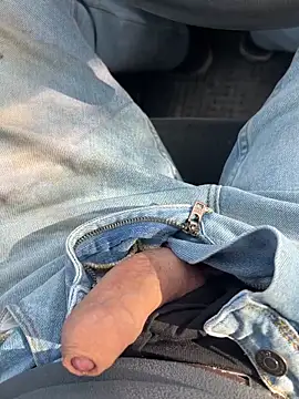 Joey7srv's Live XXX Chat