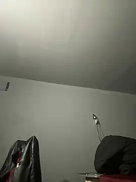 แชท XXX สดของ MIGHTYDEMONXXX