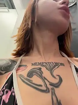 RosieSecret's Live XXX Chat