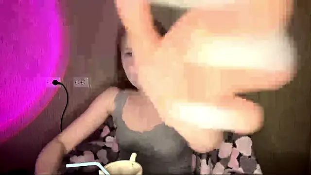 PlumbBumpのライブXXXチャット