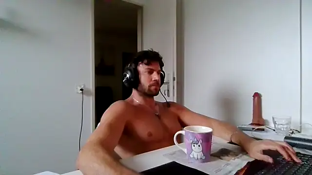 Онлайн чат XXX alpha-hunk