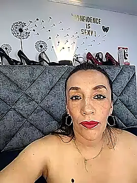 Shantey_Laurent's Live XXX Chat