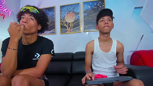 Chatroom XXX en direct de Spicy_guys