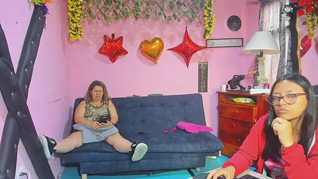 lesbiancuple: онлайн-секс-чат