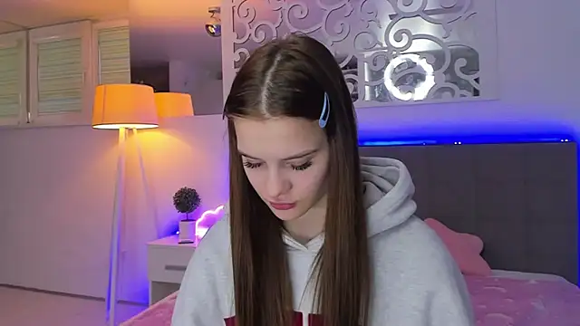 LuisaClover Obrolan Langsung XXX