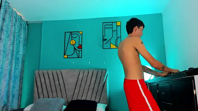 Maikol_Ortiz 即時 XXX 聊天