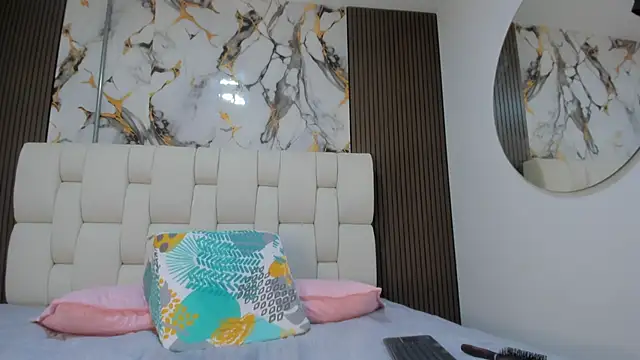 alisstarr Adlı Modelin Web Kamerası Şovu