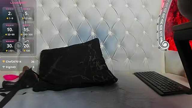 MirandaSould Chat XXX live