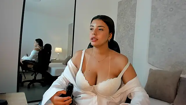 evelin_villan's Live XXX Chat