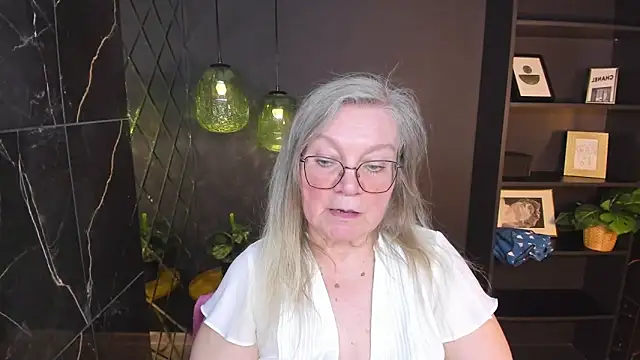 NataliMellow live XXX chat