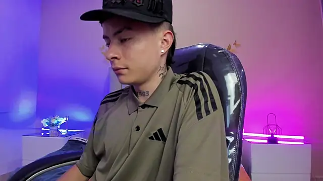 Nascary_Fox Adlı Modelin Web Kamerası Şovu