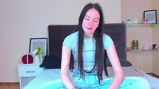 AdrianaCult Obrolan Langsung XXX