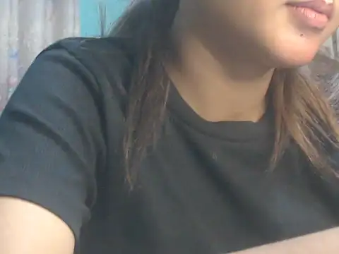 NancyRuvi live XXX chat