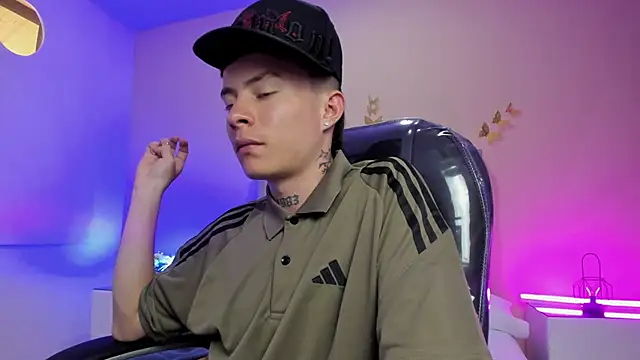 Nascary_Fox Live XXX-Chat