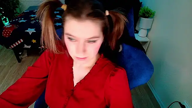 XXX chat uživo modela CranberryHot