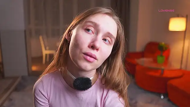 Sembang XXX Secara Langsung SharaNewbern