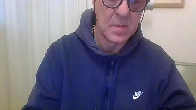 ANONIMO7735 在線直播表演