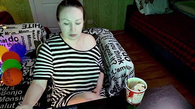 MarleneDietrichのライブXXXチャット