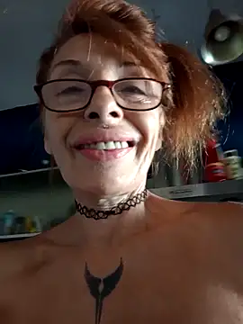 FrozenWaffle's Live XXX Chat