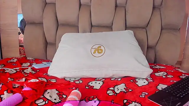 karol_lewiss Chat XXX in diretta