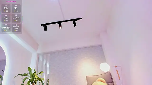 lily_cash1: διαδικτυακό σόου στην κάμερα