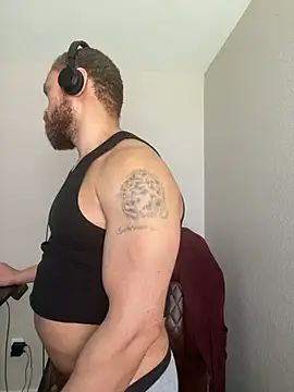 Chat +18 de Fathero1time ao vivo