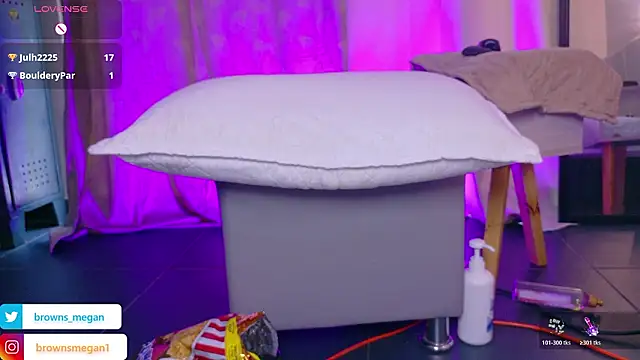 แชท XXX สดของ Megan_browns1