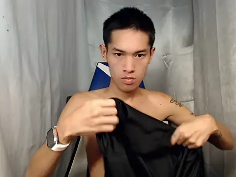 riks_tyler Pertunjukan Webcam