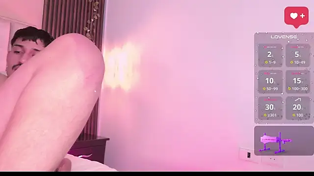 XXX chat uživo modela Mateo_Valencia_