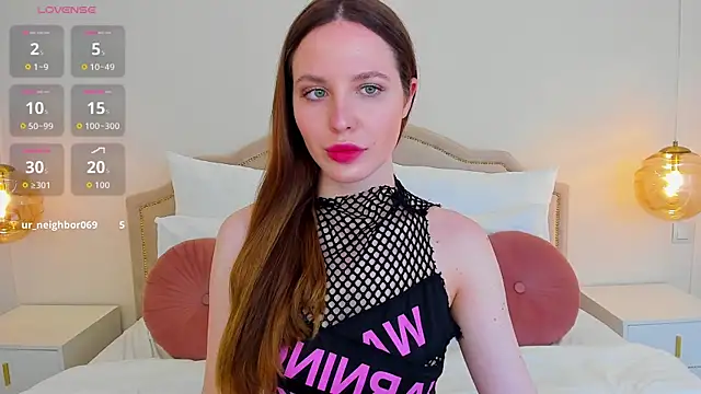 MonaRicci's Live XXX Chat