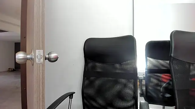 ariloe_quinteroのライブXXXチャット