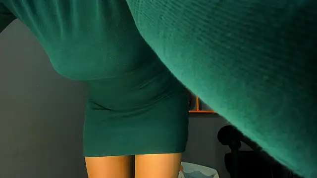 AnaMills' Live XXX Chat