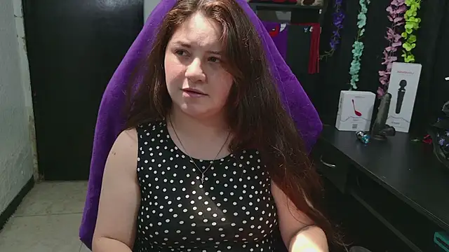 แชท XXX สดของ ann_bronw