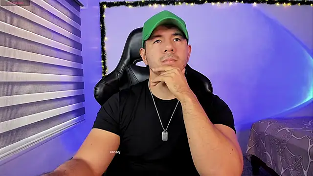 แชท XXX สดของ ransoj