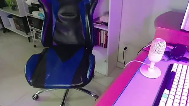 แชท XXX สดของ SmokyDee