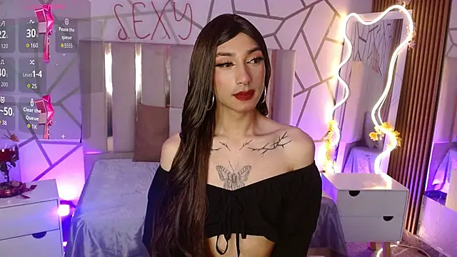 CYRUS_TAY élő XXX-chatje